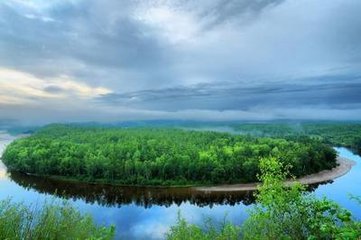 生態(tài)環(huán)境部部長(zhǎng)李干杰：確保七場(chǎng)標(biāo)志性重大戰(zhàn)役3年明顯見(jiàn)效